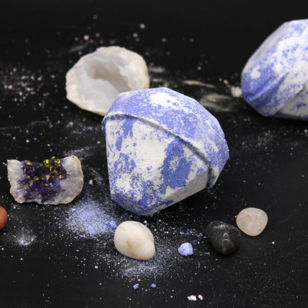 Bomba de Baño de Piedras Preciosas - Blanca y Azul - Imagen 2