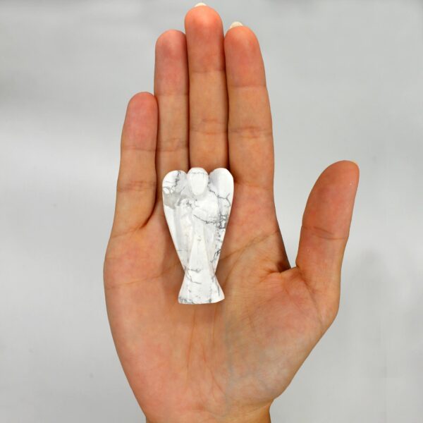 Ángel de piedra preciosa tallada a mano - Howlite blanca - Imagen 3